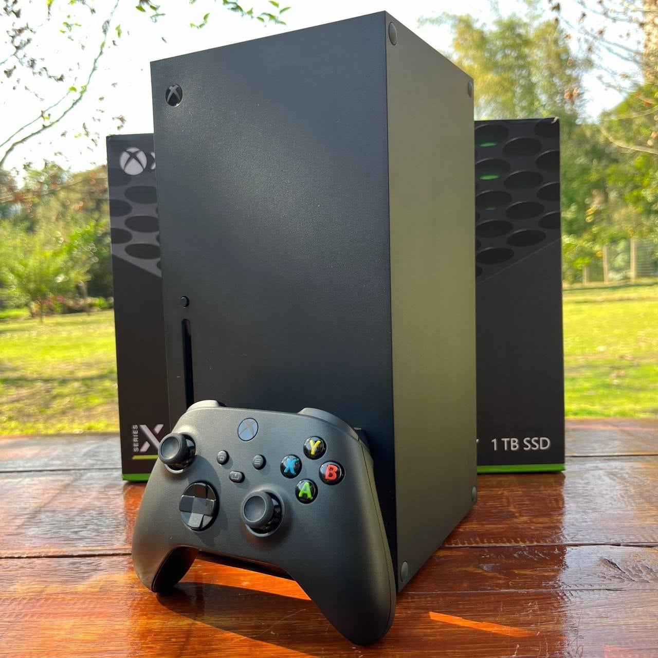 Xbox Series X - Image 1